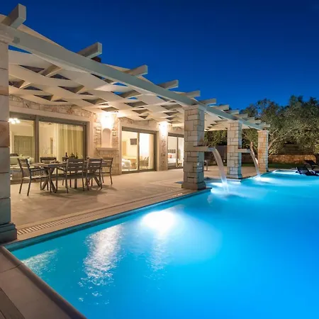 Artina Luxury Villa Keri